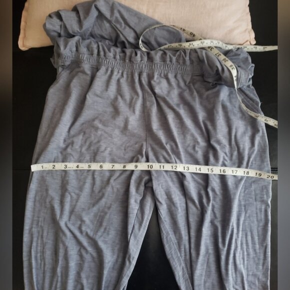 Underarmor Jumpsuit XXL - Picture 7 of 11